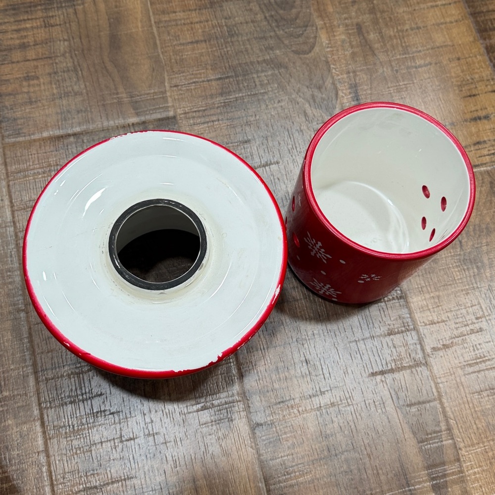 Red Snowflake Candle Holder - Picture 2 of 5